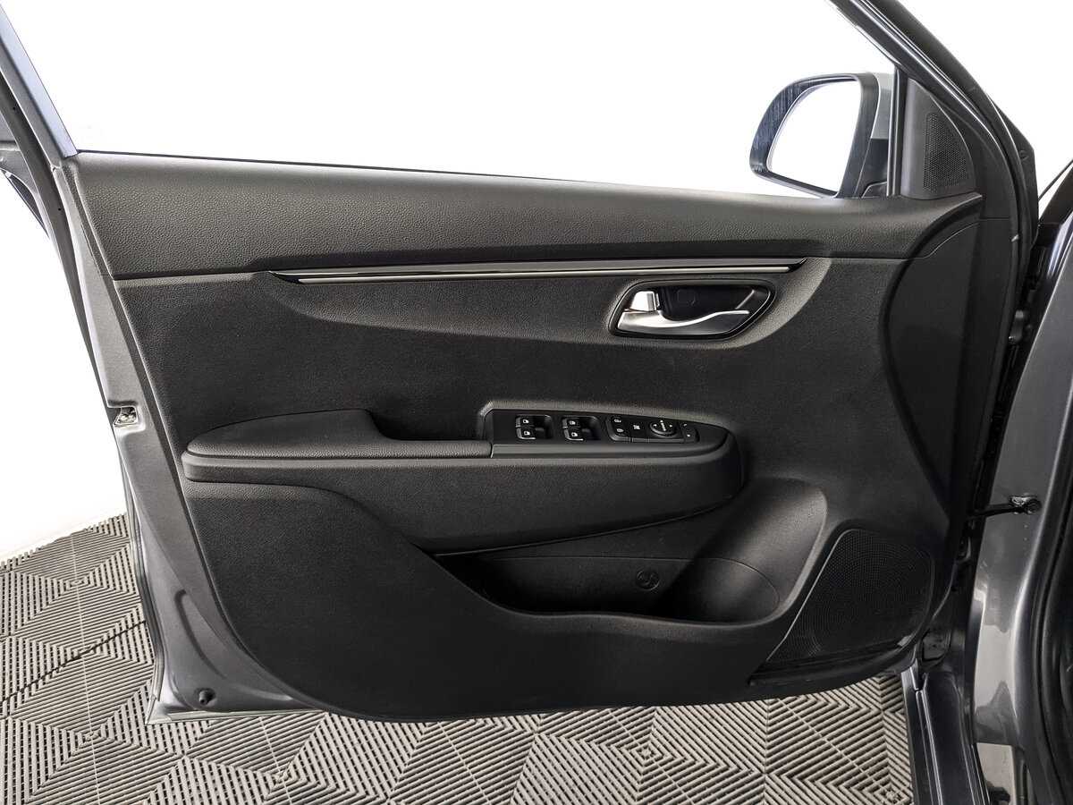 Kia Rio X-Line, 2020 Фото №19