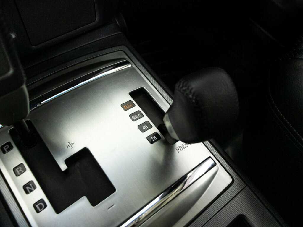 Mitsubishi Pajero, 2013 Фото №26