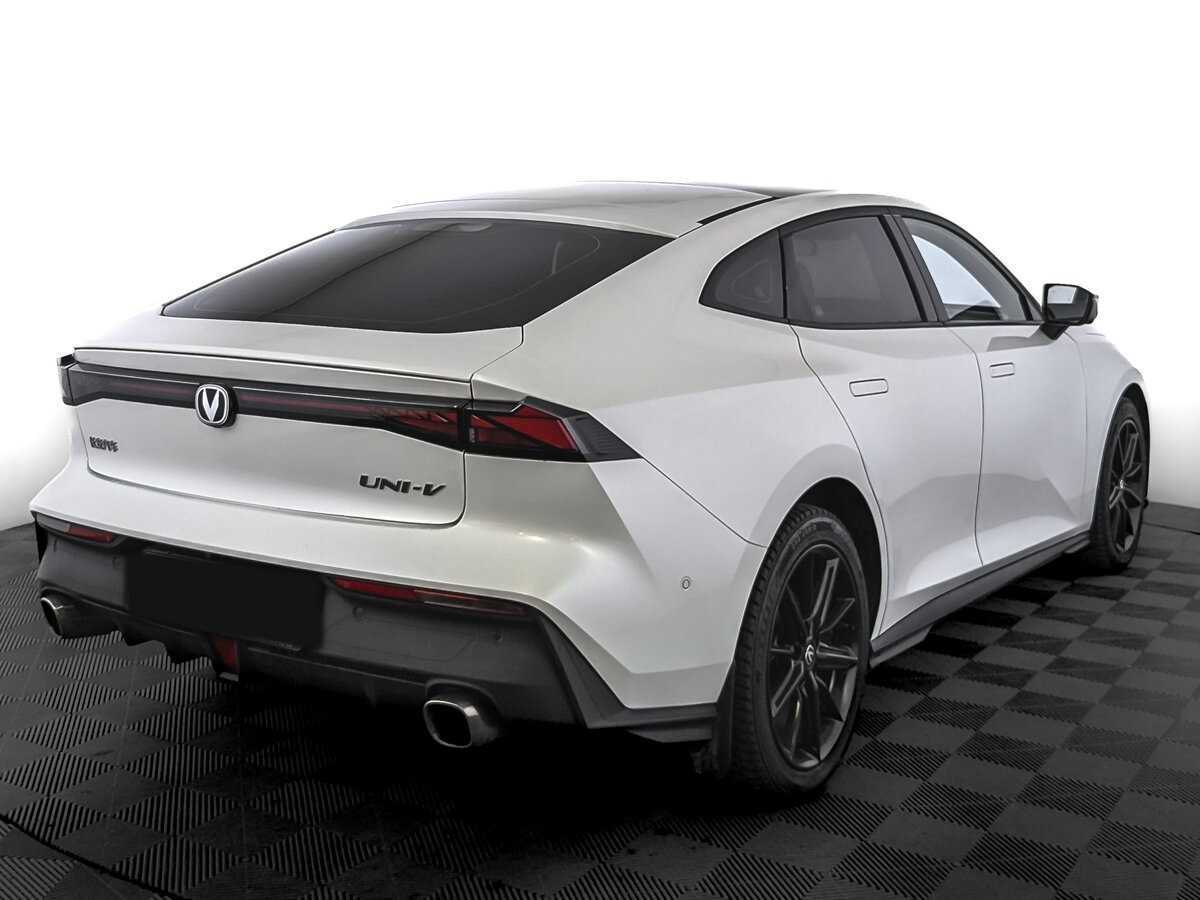 Changan UNI-V, 2023 Фото №5