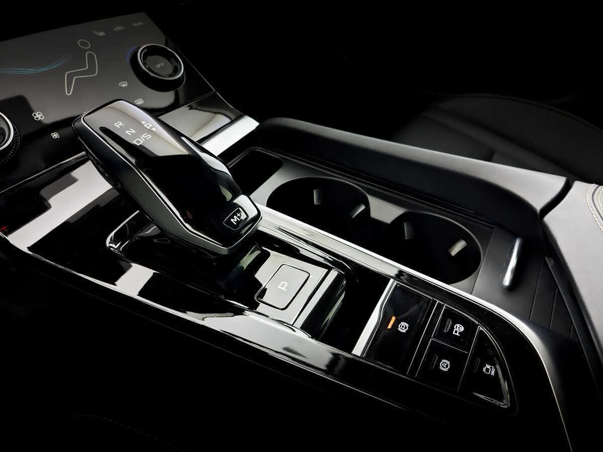 FAW Bestune B70, 2023 Фото №25