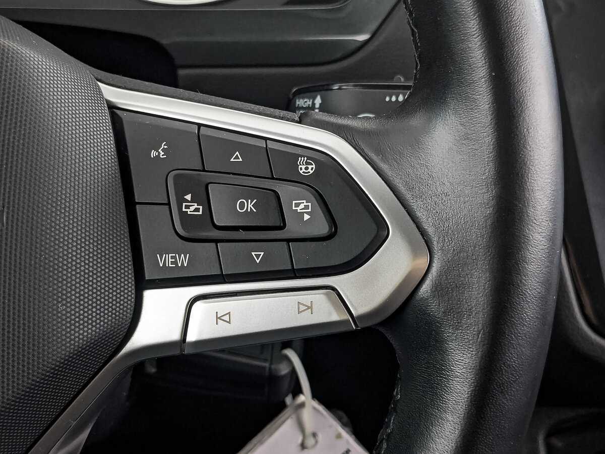 Volkswagen Tiguan, 2021 Фото №28