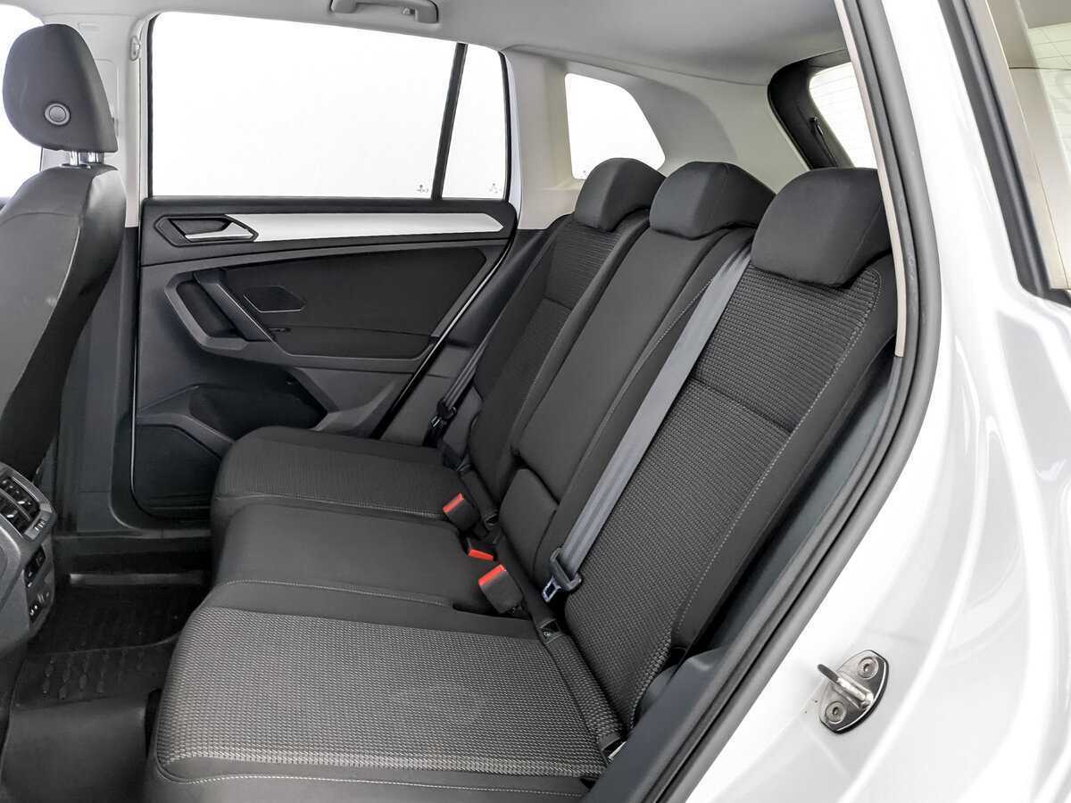 Volkswagen Tiguan, 2020 Фото №12