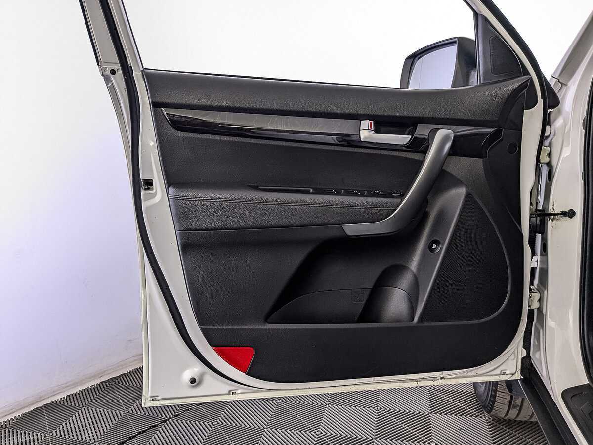 Kia Sorento, 2018 Фото №19