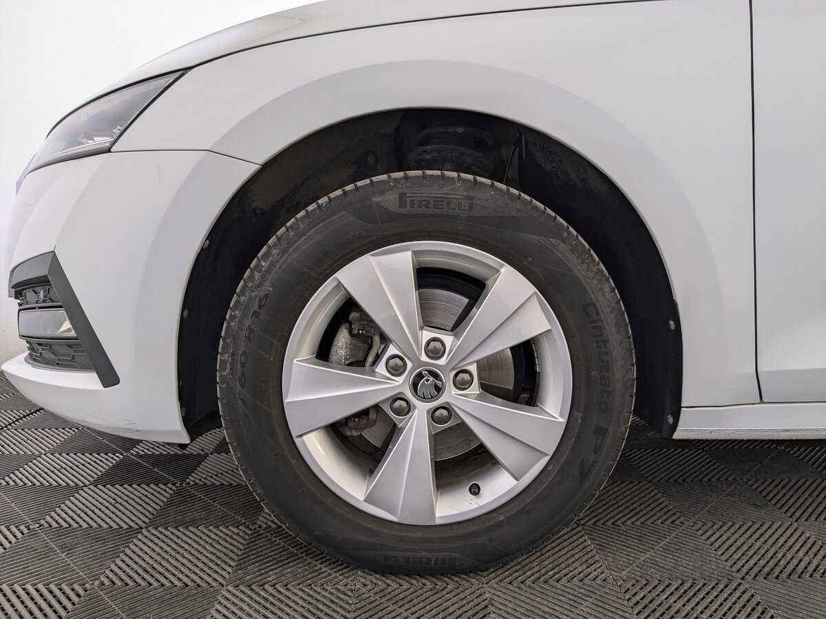 Skoda Octavia, 2021 Фото №12
