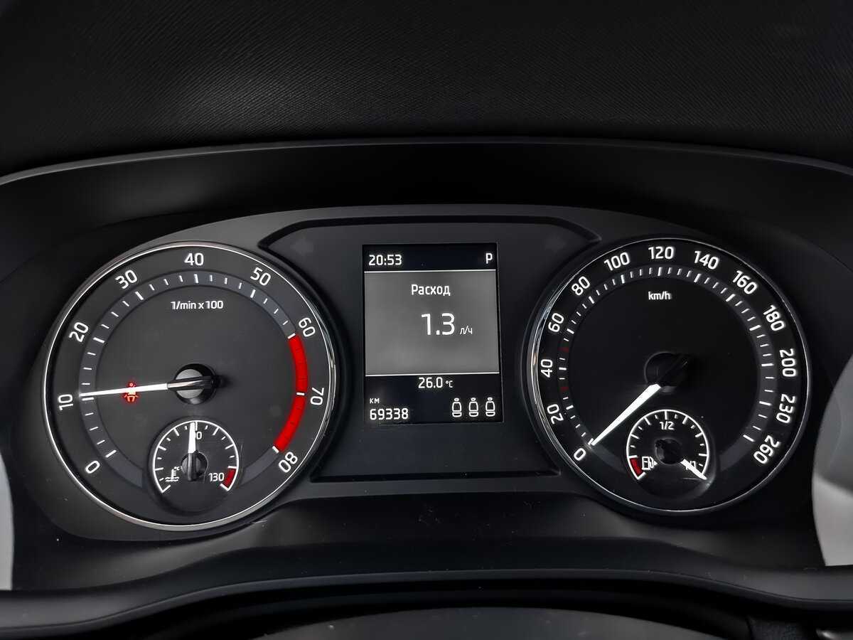 Skoda Octavia, 2021 Фото №16