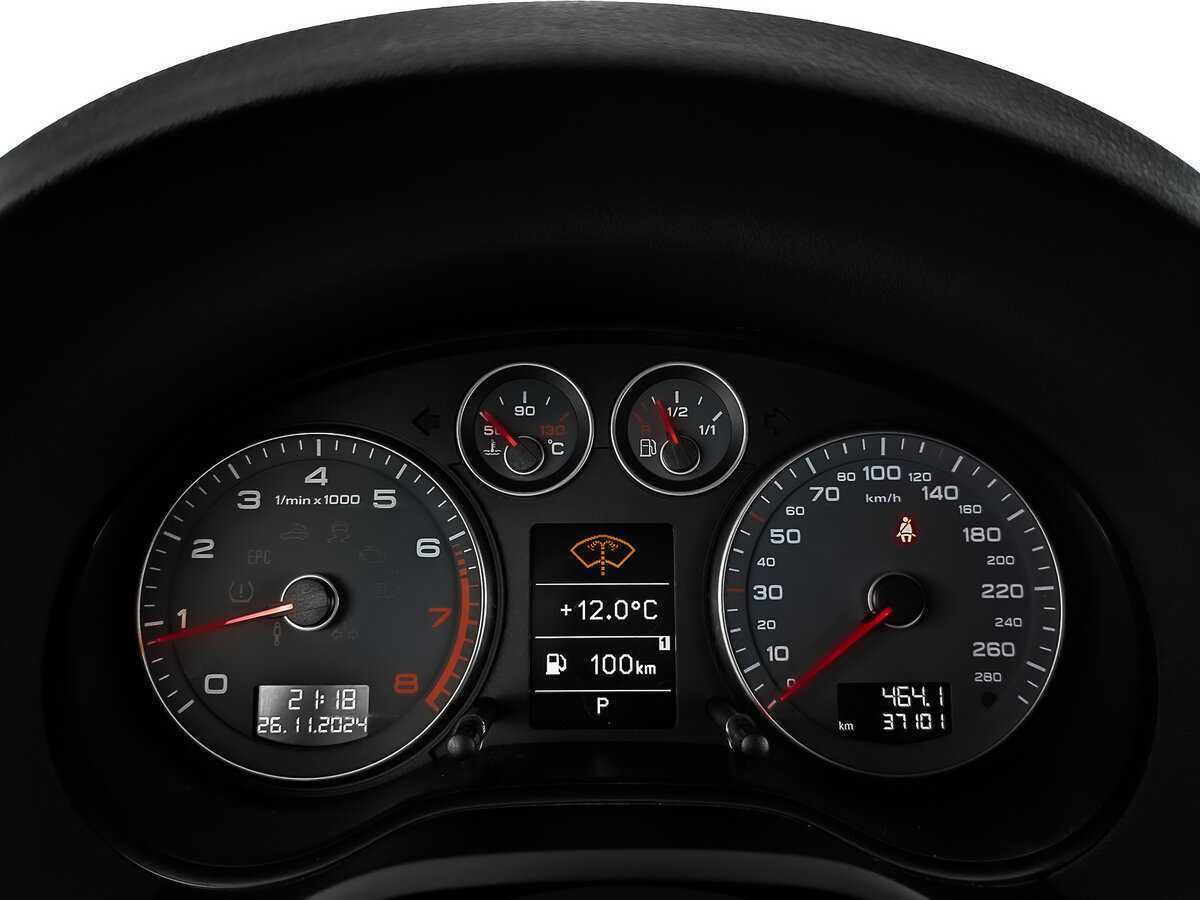 Audi A3, 2012 Фото №16