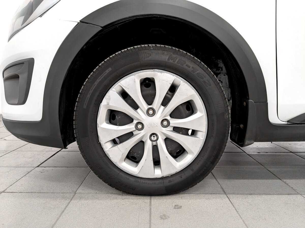 Kia Rio X-Line, 2020 Фото №17