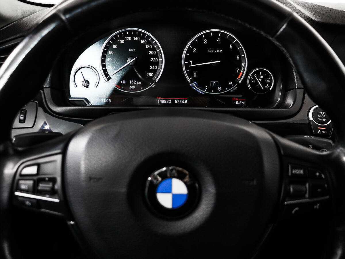 BMW 5 серии 528i, 2014 Фото №17