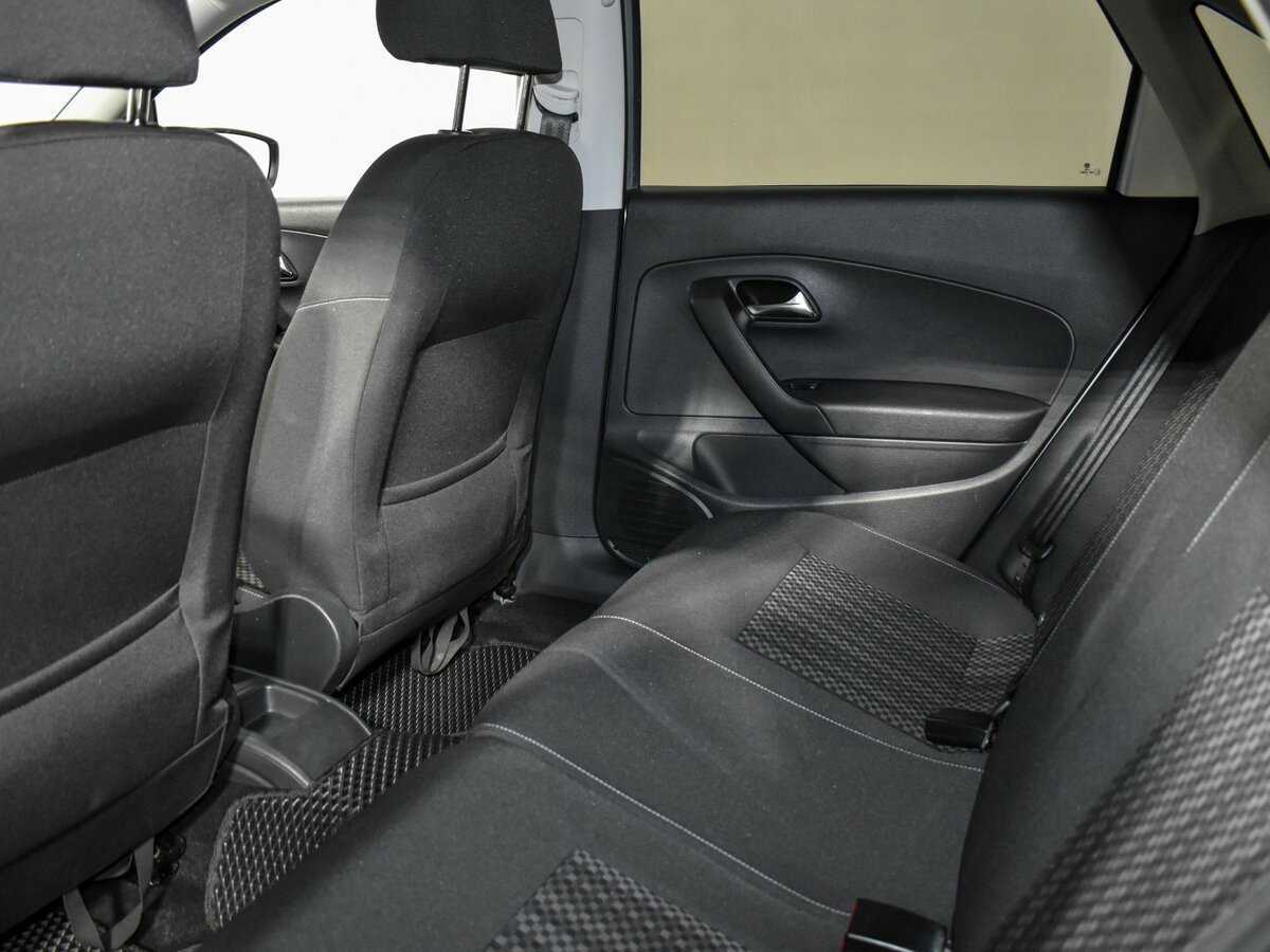 Volkswagen Polo, 2016 Фото №11