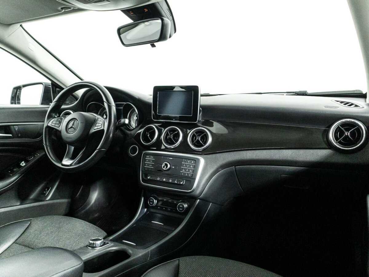 Mercedes-Benz CLA 200, 2015 Фото №9