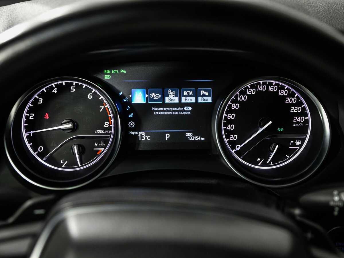 Toyota Camry, 2018 Фото №10