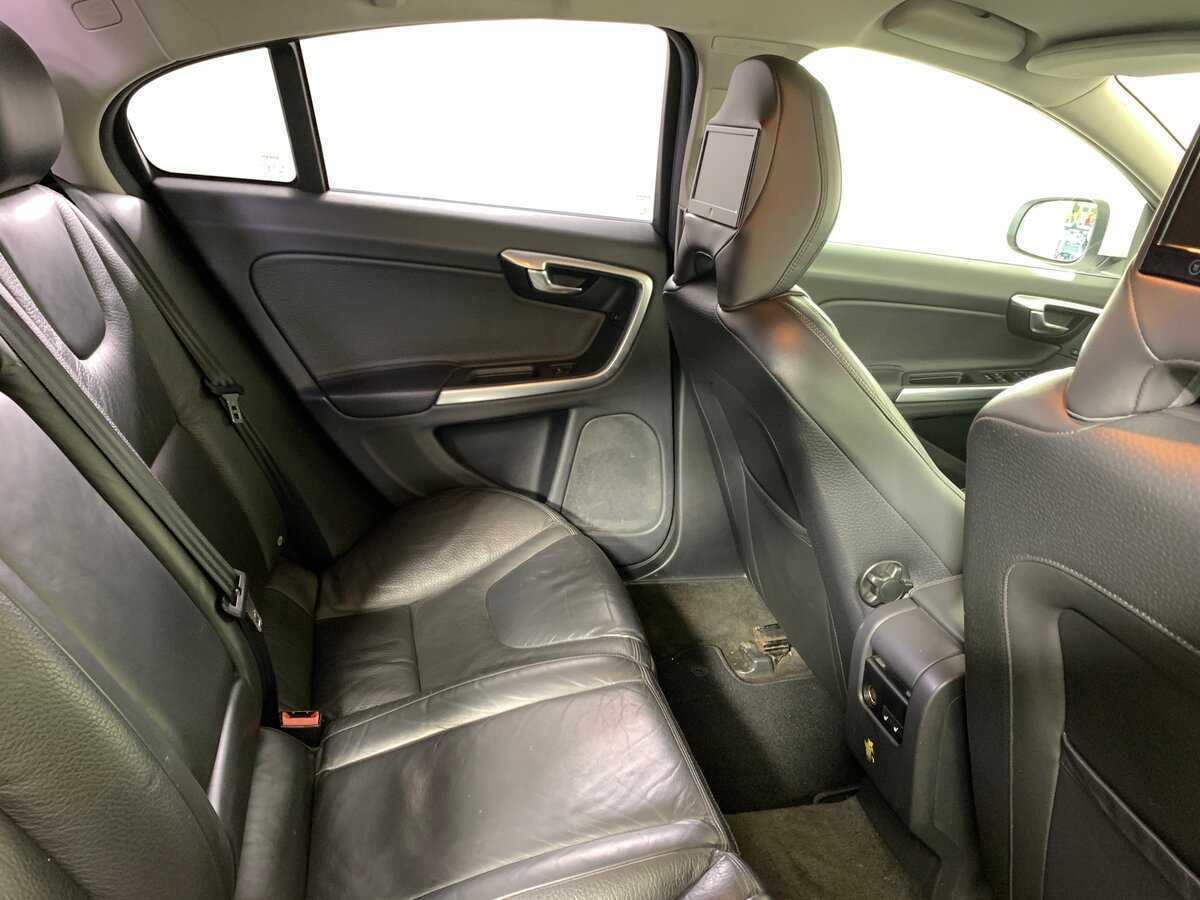 Volvo S60, 2013 Фото №17