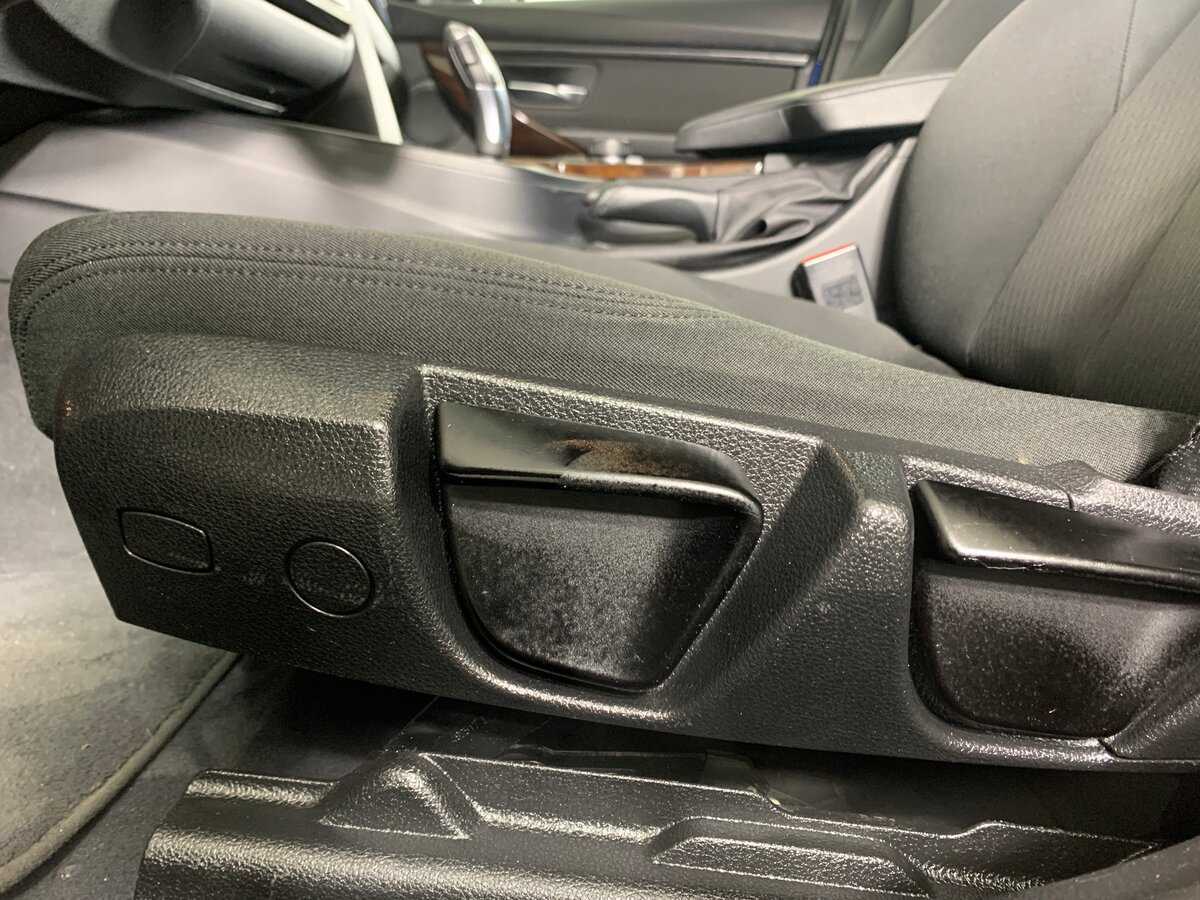 BMW 3 серии 320i xDrive, 2017 Фото №14