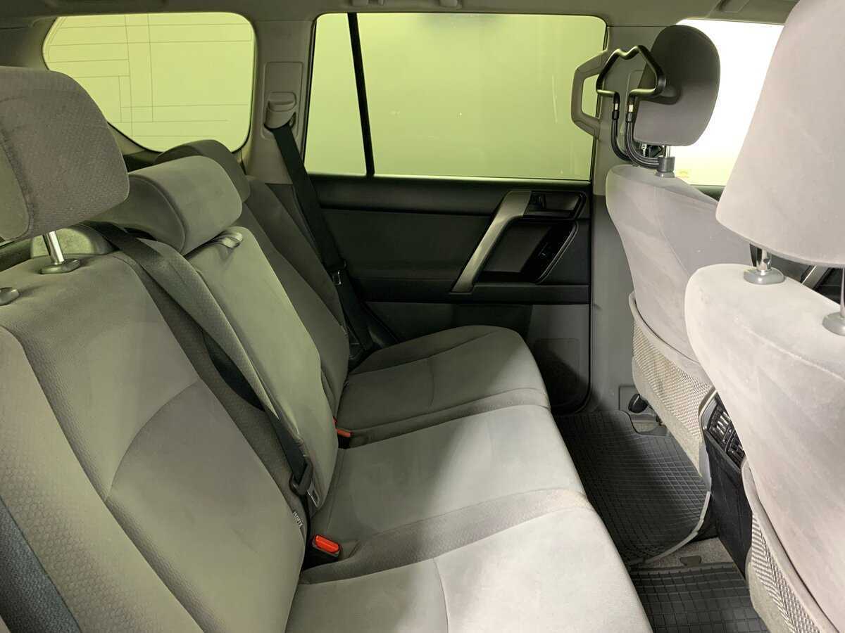 Toyota Land Cruiser Prado, 2012 Фото №15