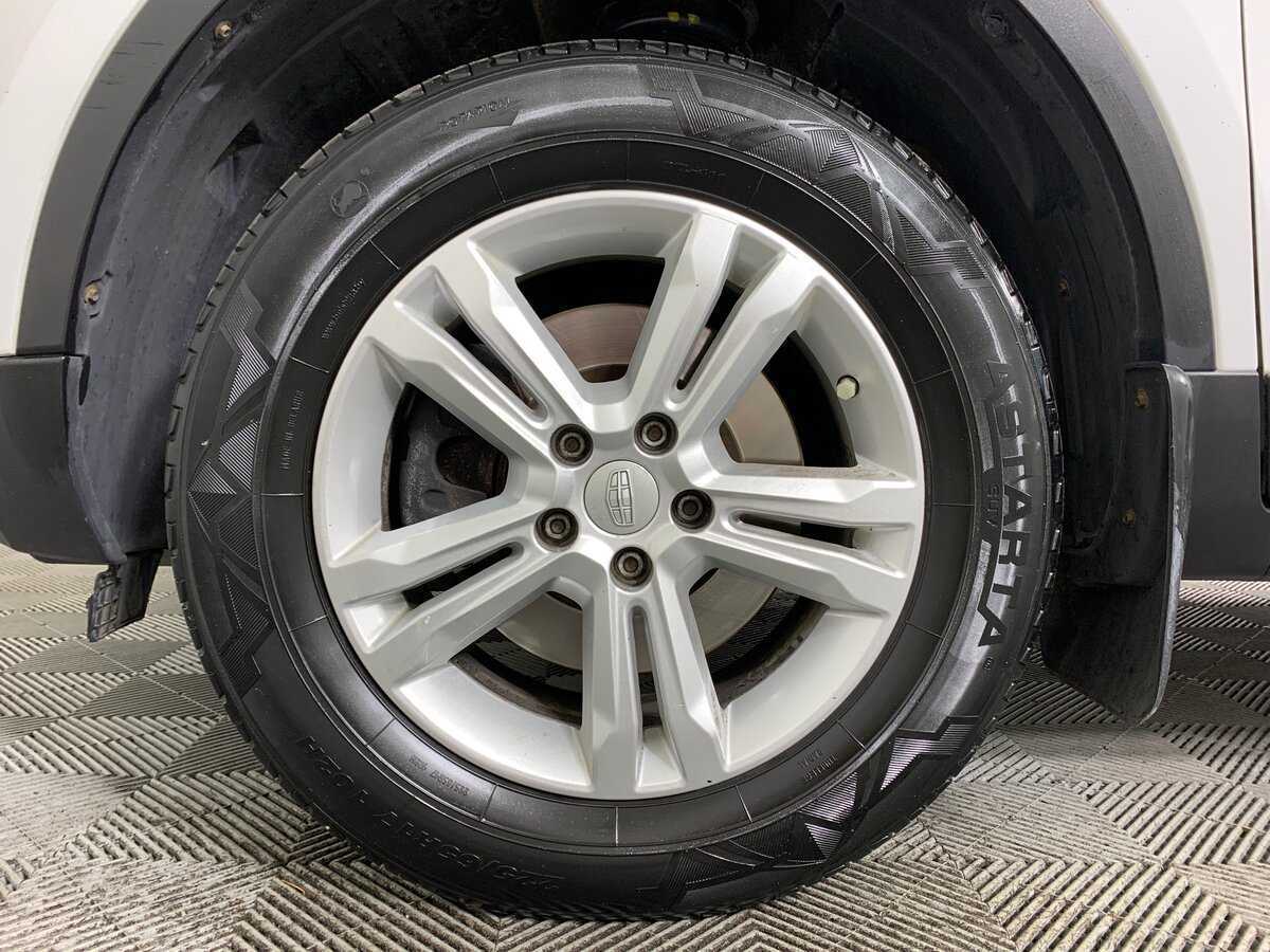 Geely Atlas, 2018 Фото №9