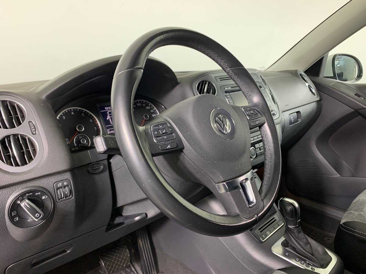 Volkswagen Tiguan, 2015 Фото №12