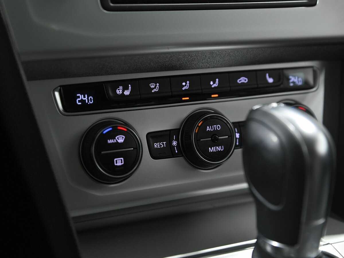 Volkswagen Passat, 2015 Фото №10