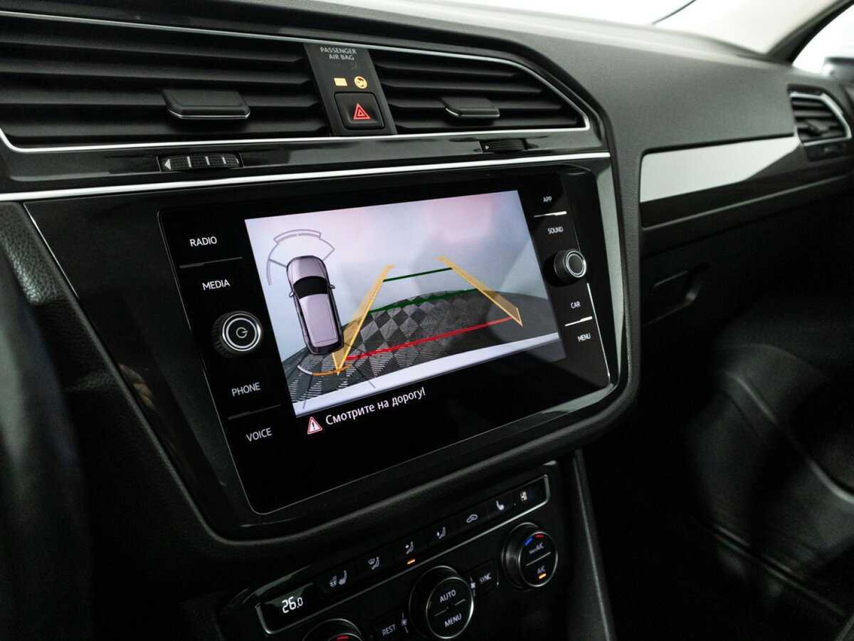 Volkswagen Tiguan, 2018 Фото №16