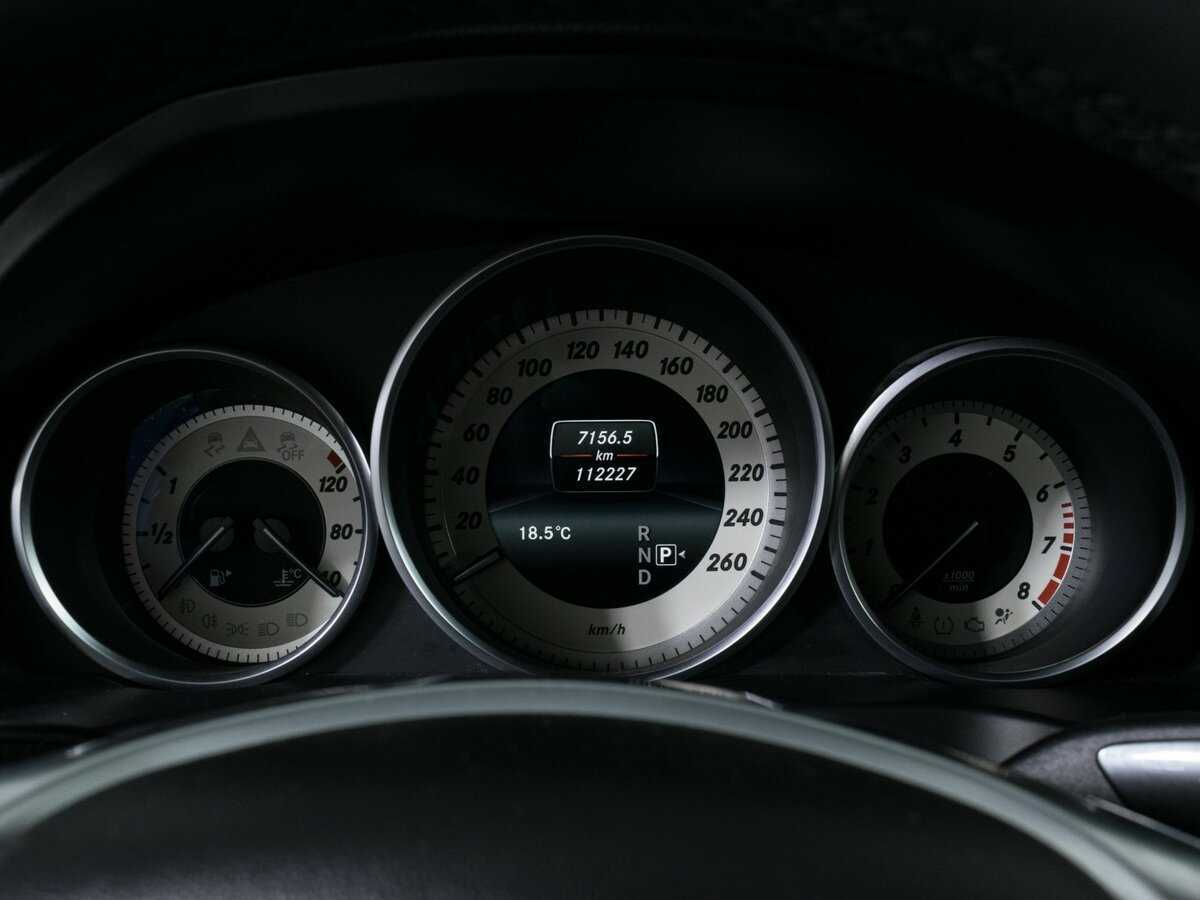 Mercedes-Benz E-Класс 200, 2014 Фото №11