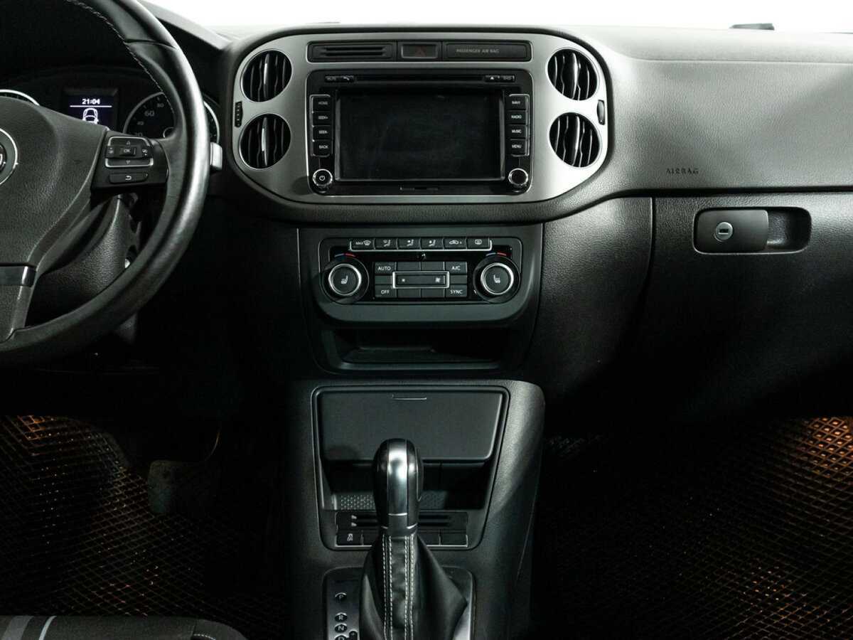 Volkswagen Tiguan, 2015 Фото №14