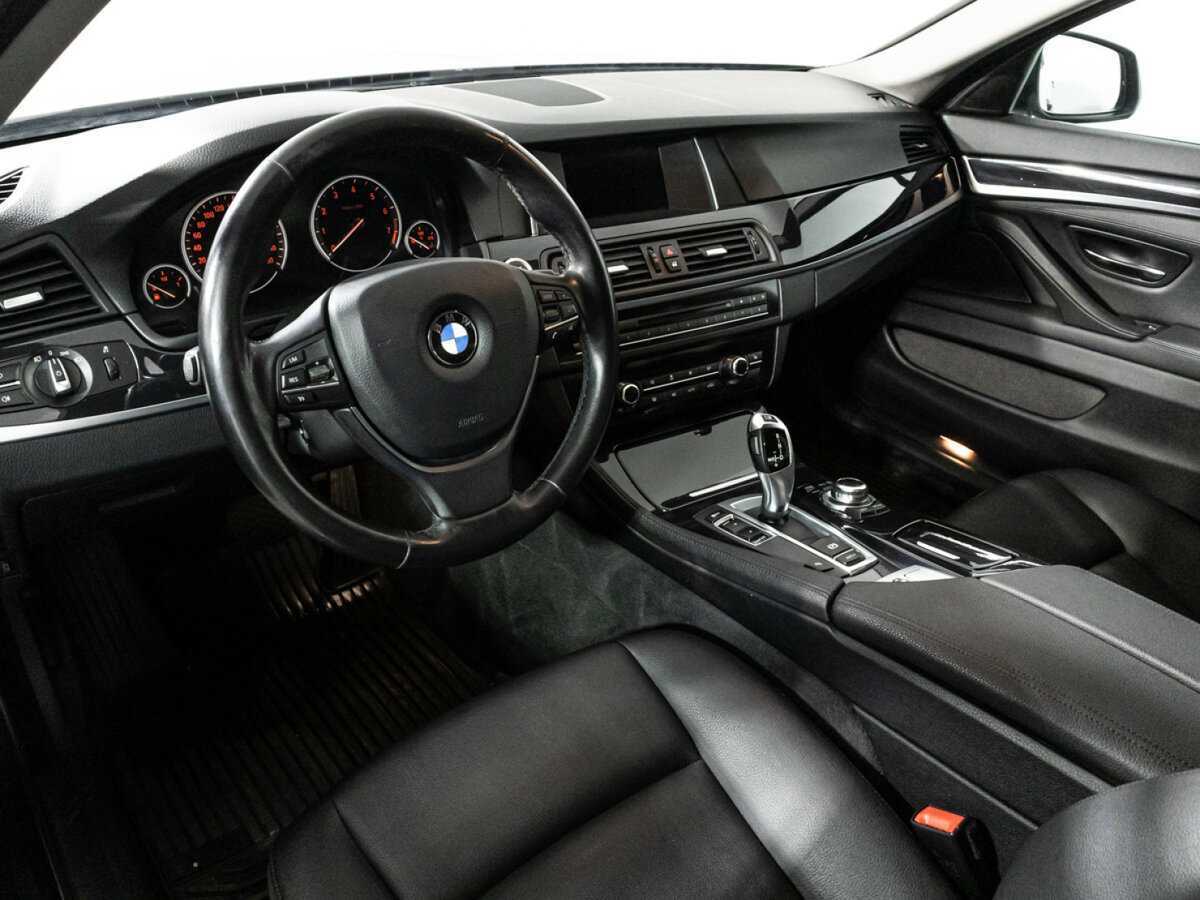 BMW 5 серии 520i, 2016 Фото №11