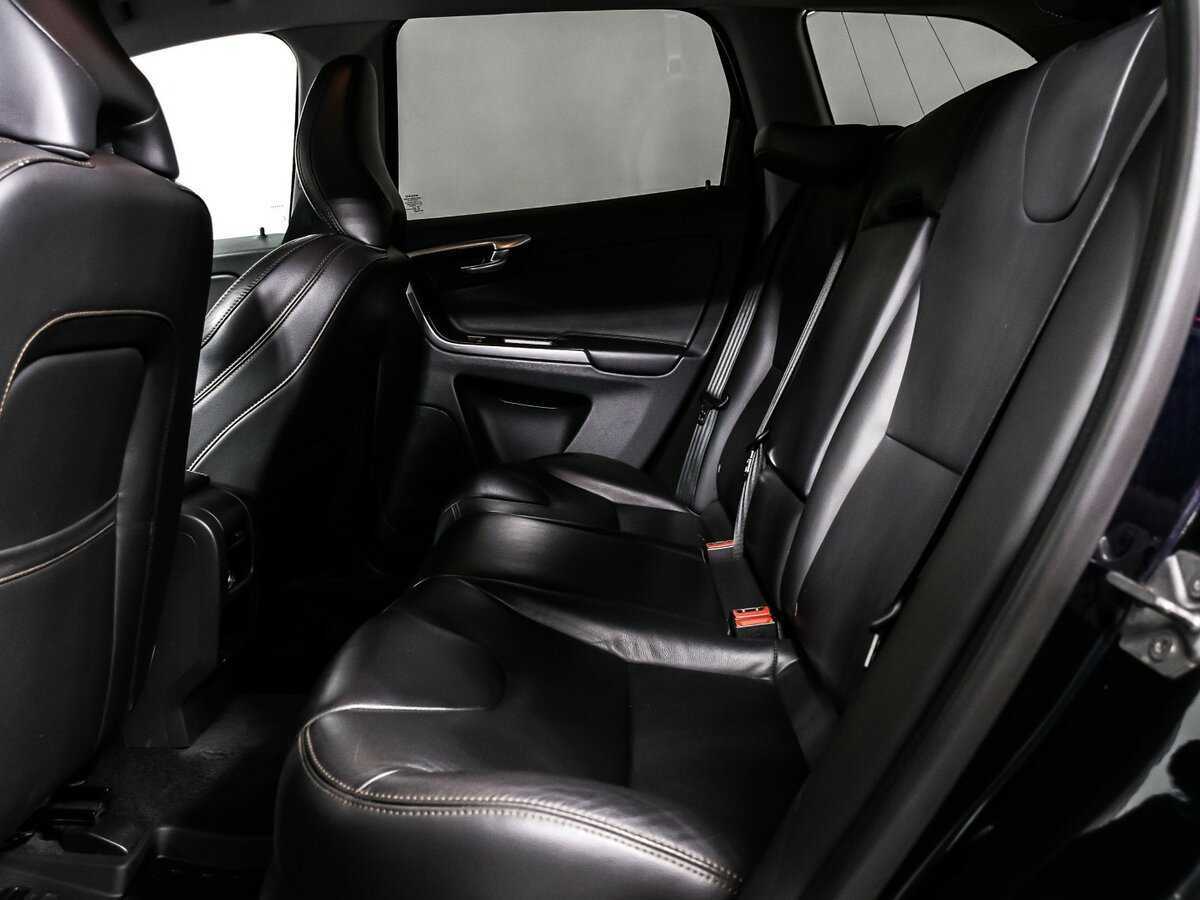 Volvo XC60, 2017 Фото №13