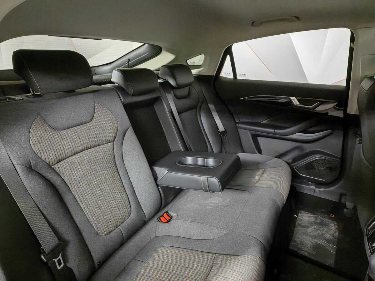 FAW Bestune B70, 2023 Фото №11