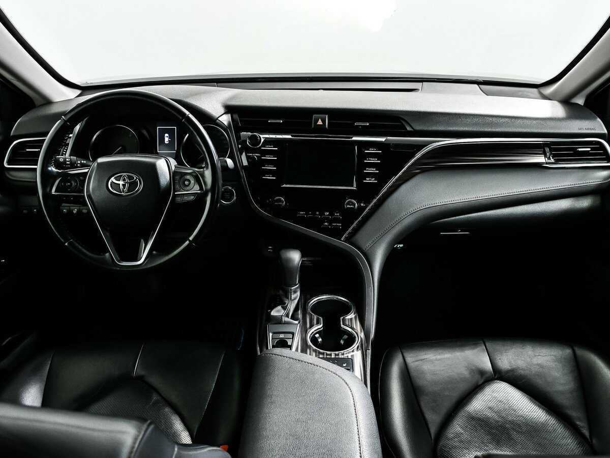 Toyota Camry, 2019 Фото №11