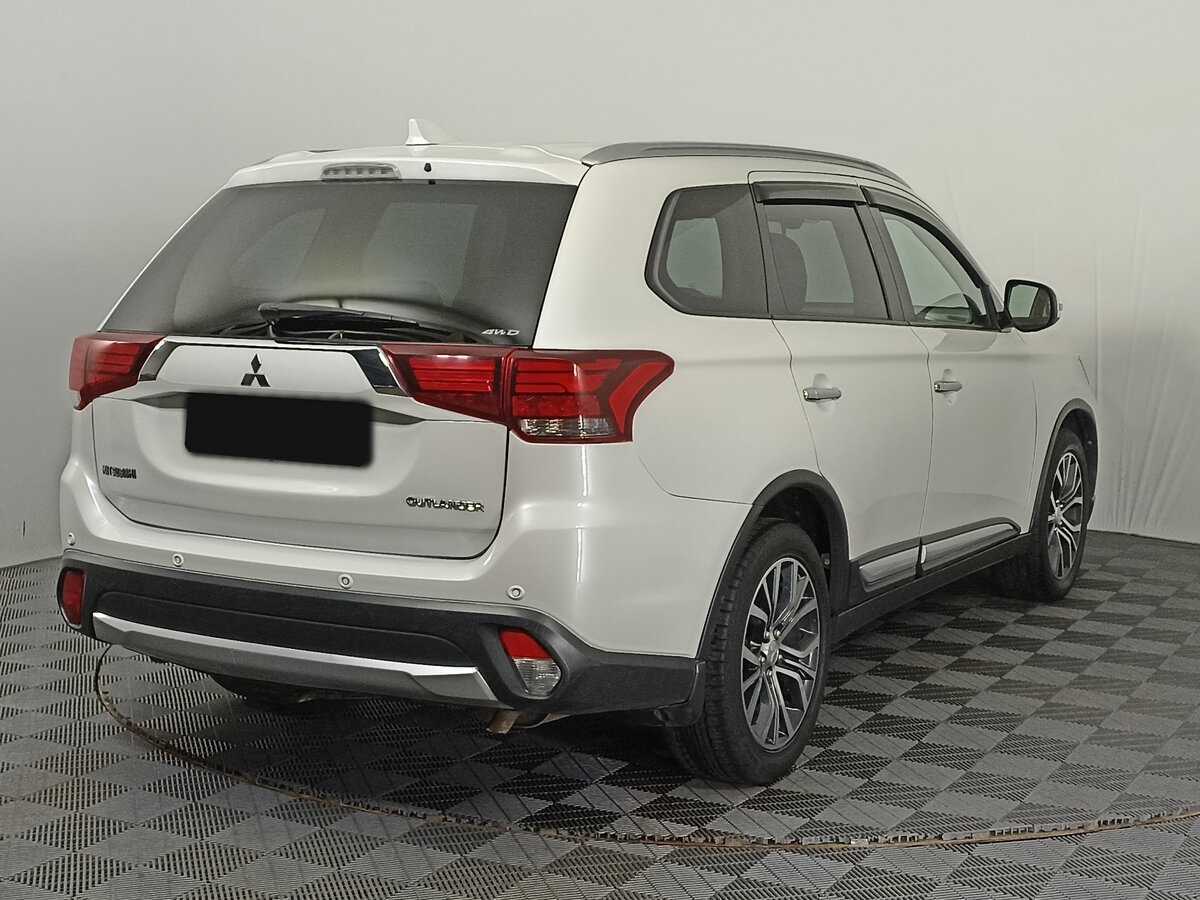 Mitsubishi Outlander, 2017 - 188 467 км. | Фото №4