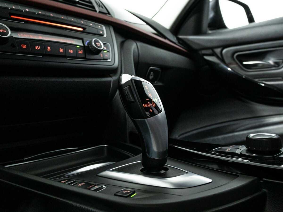 BMW 3 серии 320d xDrive, 2015 Фото №18