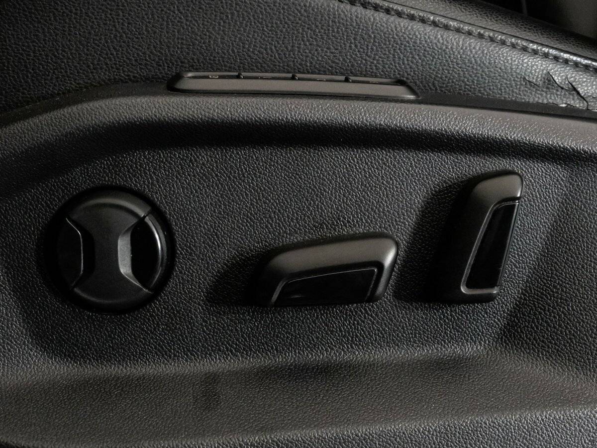 Volkswagen Tiguan, 2017 Фото №18