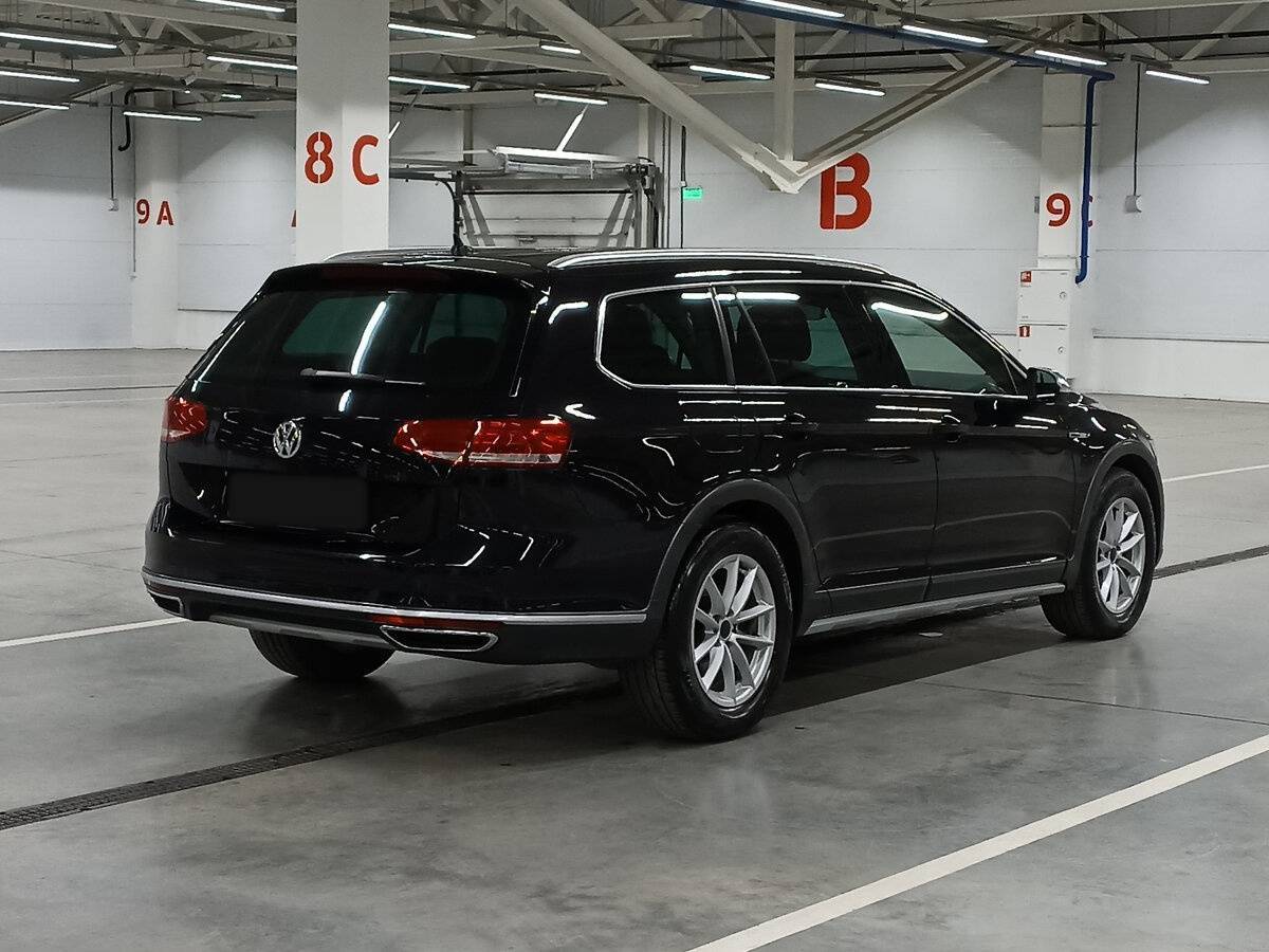 Volkswagen Passat Alltrack, 2018 Фото №5