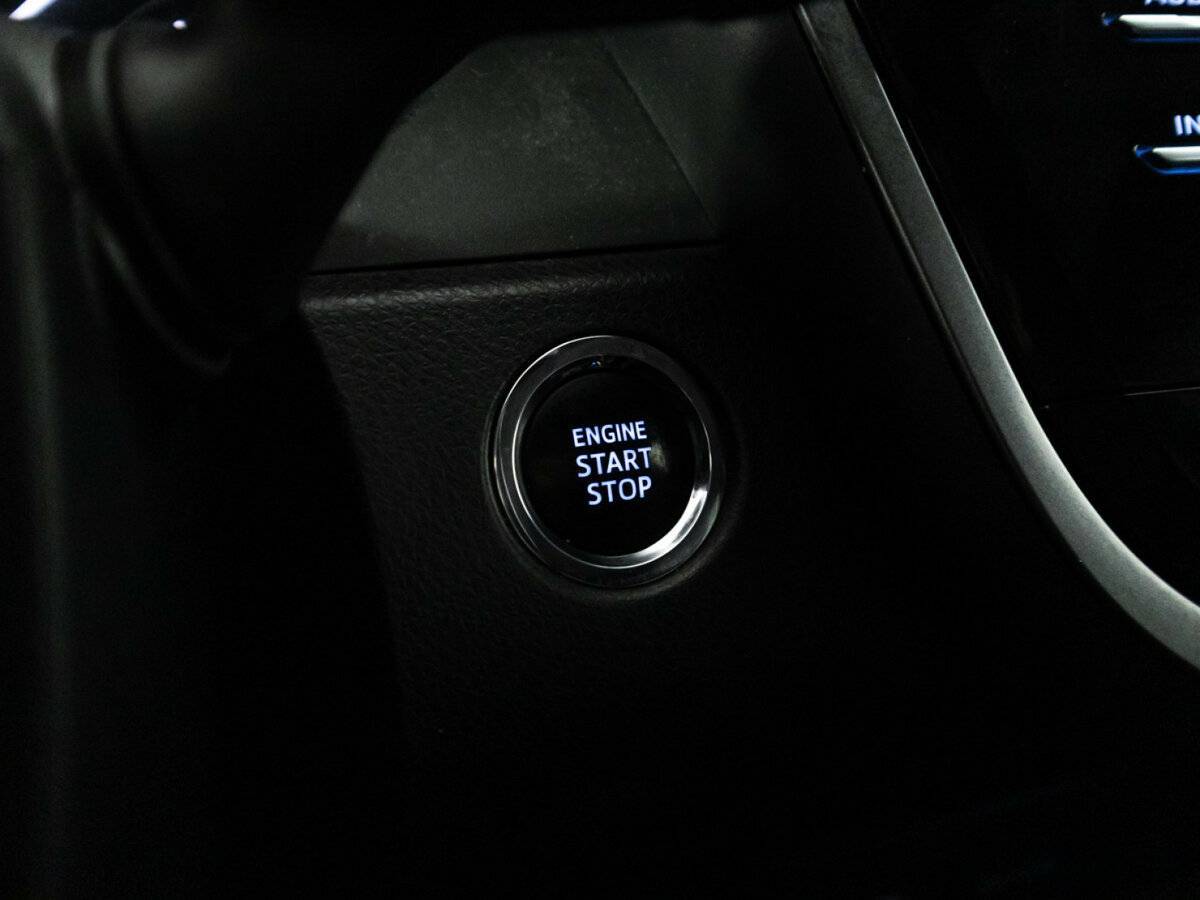 Toyota Camry, 2020 Фото №19