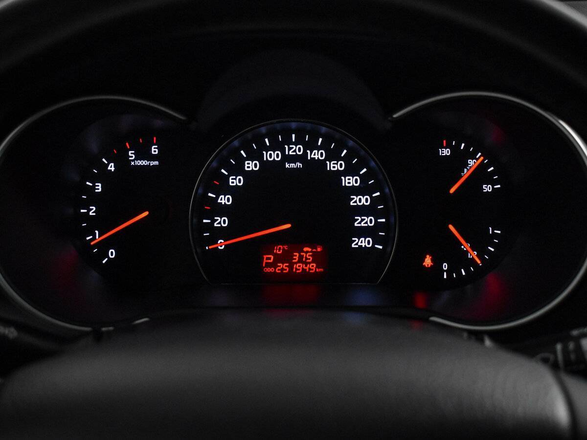 Kia Sorento, 2012 Фото №15