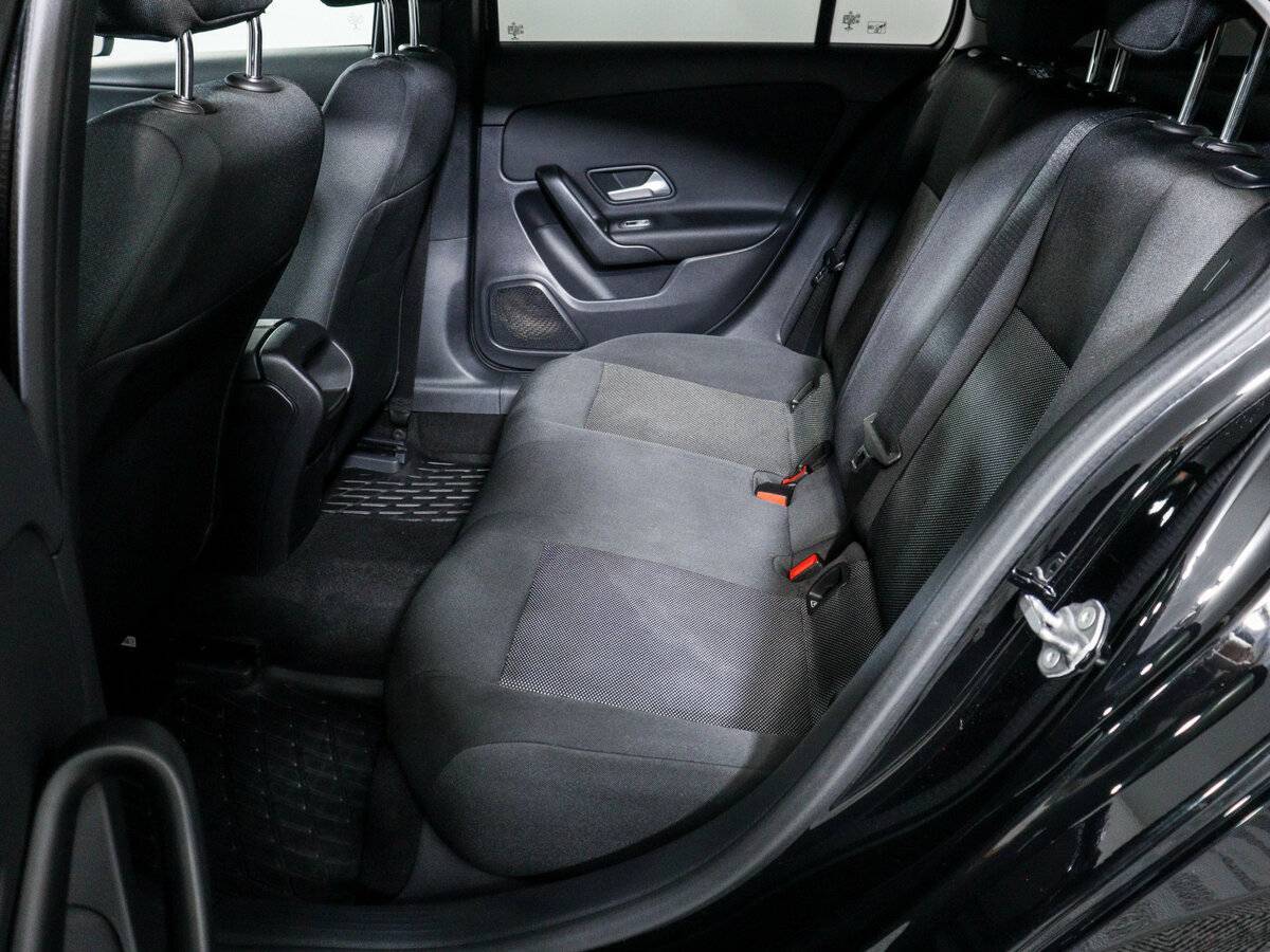 Mercedes-Benz A-Класс 200, 2020 - 89 000 км. | Фото №7