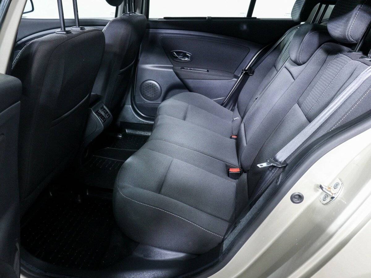 Renault Fluence, 2012 - 82 150 км. | Фото №8