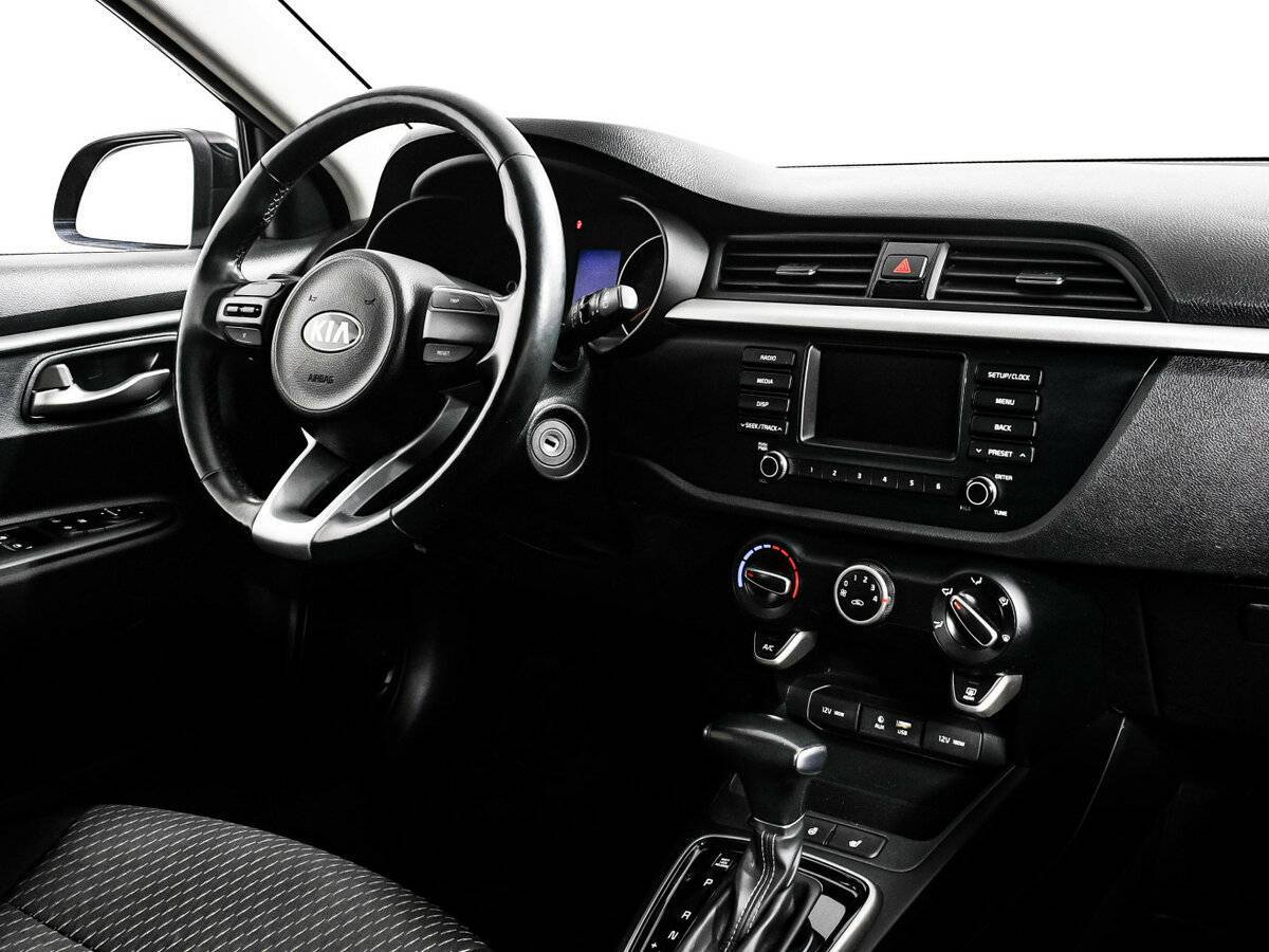 Kia Rio X-Line, 2018 Фото №9