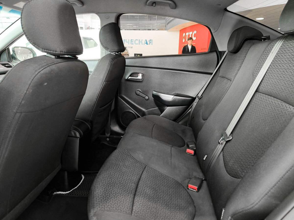 Kia Rio, 2016 Фото №12
