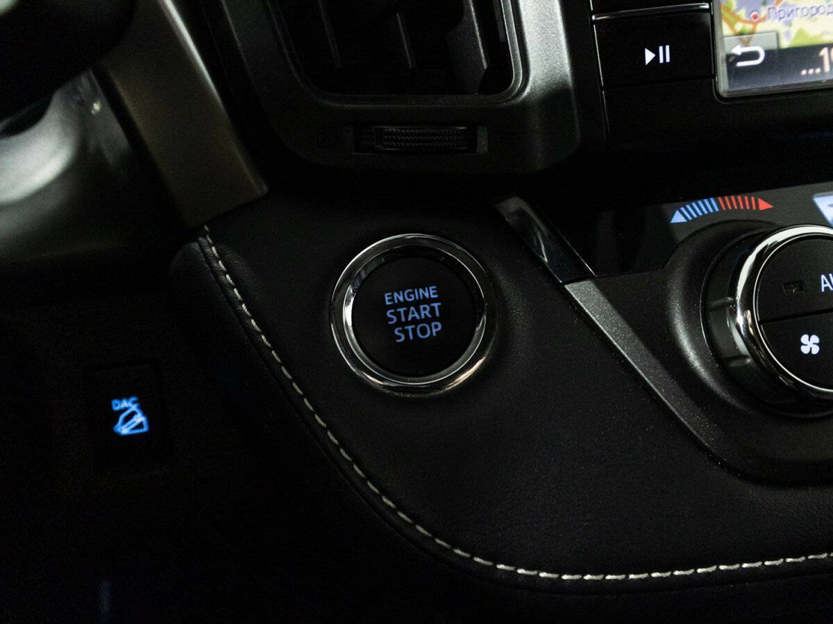 Toyota RAV4, 2017 Фото №20