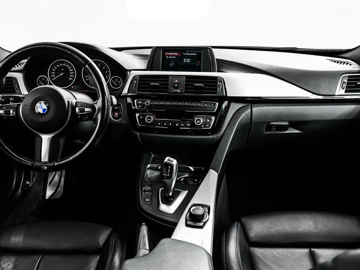 BMW 3 серии 320i xDrive, 2018 Фото №11