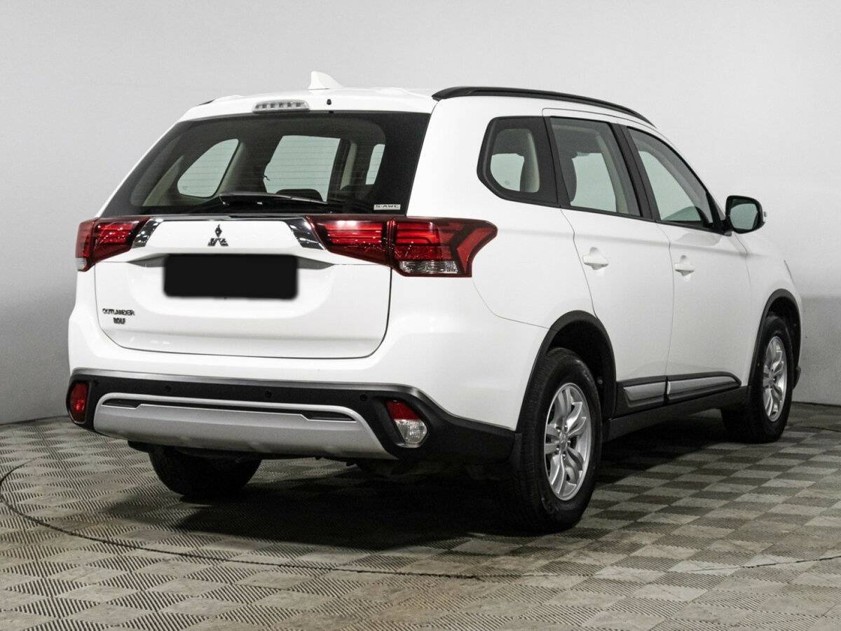Mitsubishi Outlander, 2022 - 52 500 км. | Фото №5
