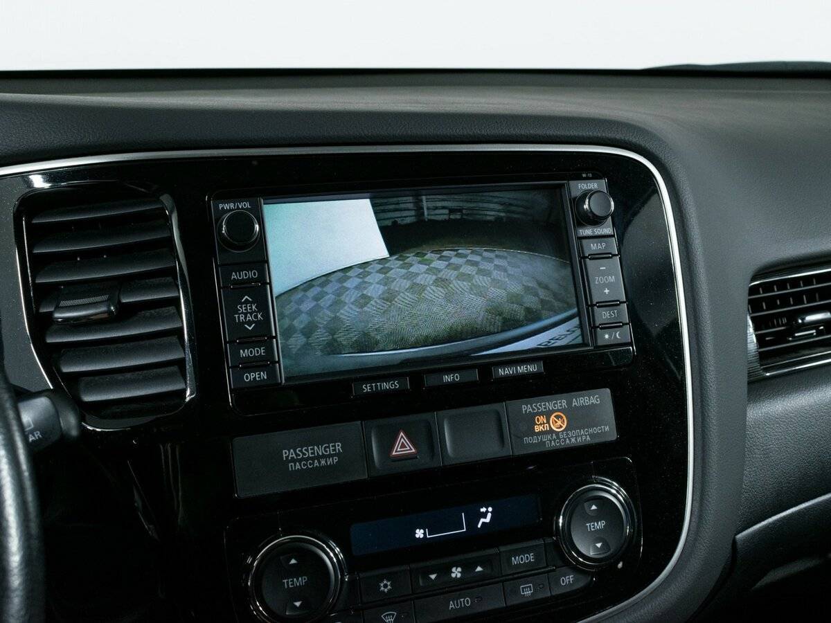 Mitsubishi Outlander, 2015 Фото №17