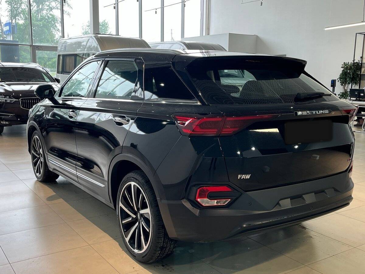 FAW Bestune T77, 2022 Фото №7