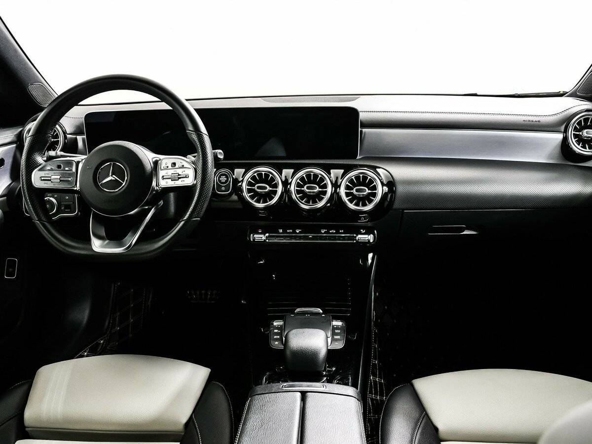 Mercedes-Benz CLA 200, 2020 Фото №11