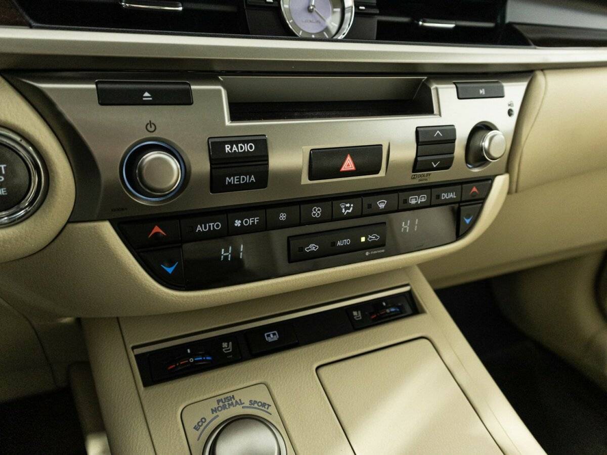 Lexus ES 250, 2014 Фото №19