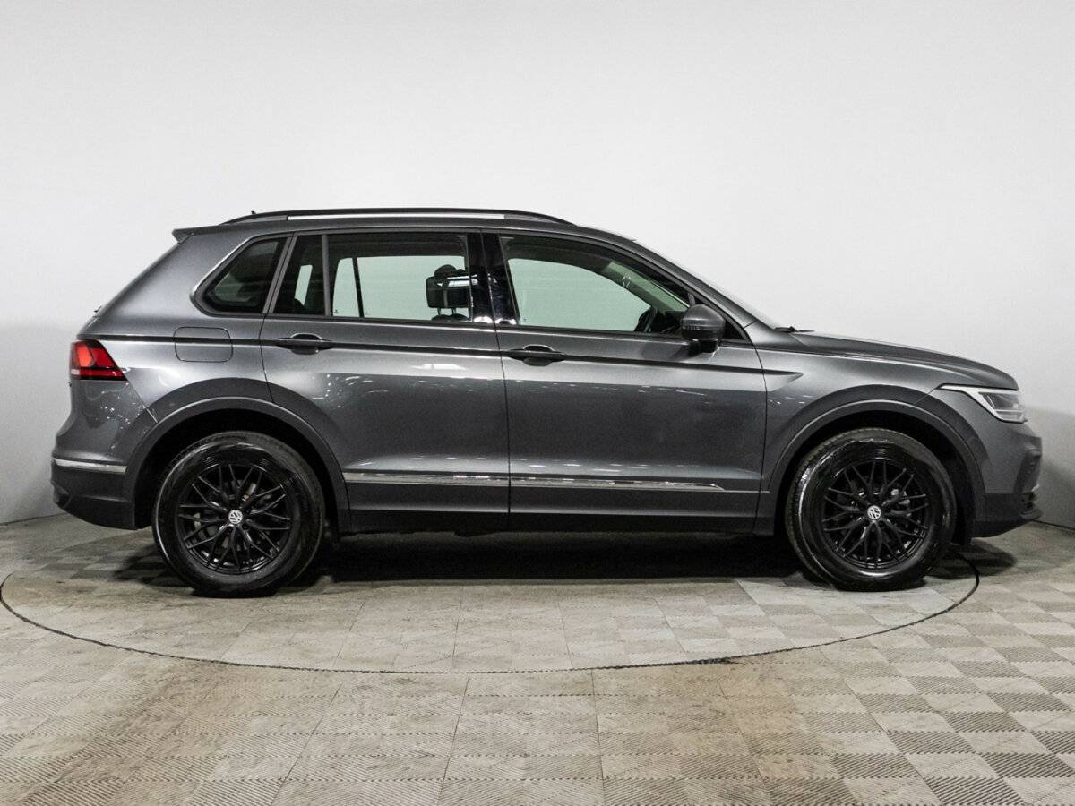 Volkswagen Tiguan, 2021 - 32 792 км. | Фото №4