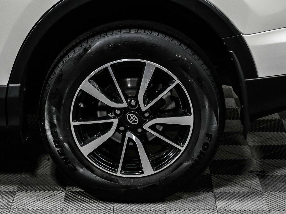 Toyota RAV4, 2017 Фото №14