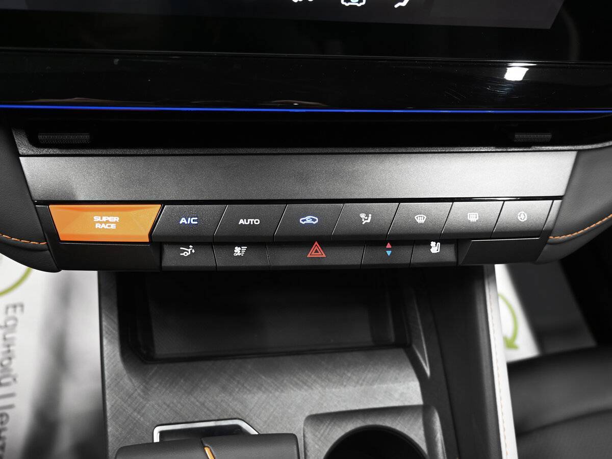 Changan UNI-V, 2023 Фото №19