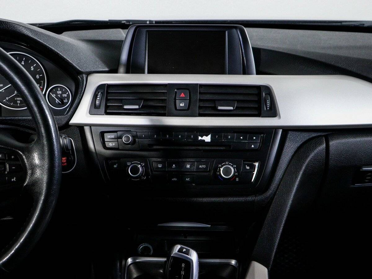 BMW 3 серии 320i, 2014 Фото №13