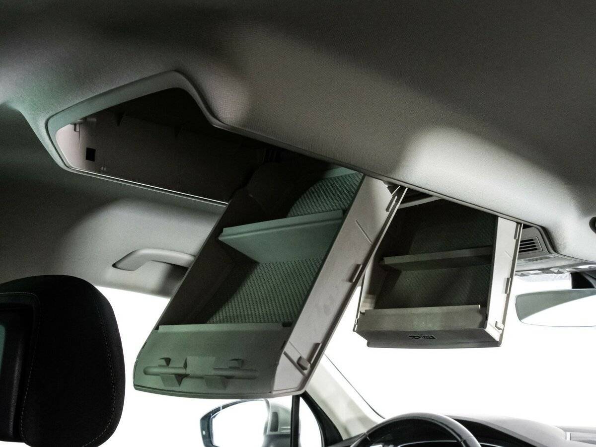 Volkswagen Tiguan, 2017 Фото №26